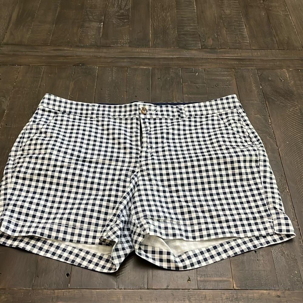 Women’s Old Navy Everyday Shorts